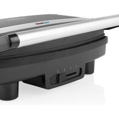 "Tristar GR-2856 Contact Grill - Perfect for Delicious Meals Anytime!"